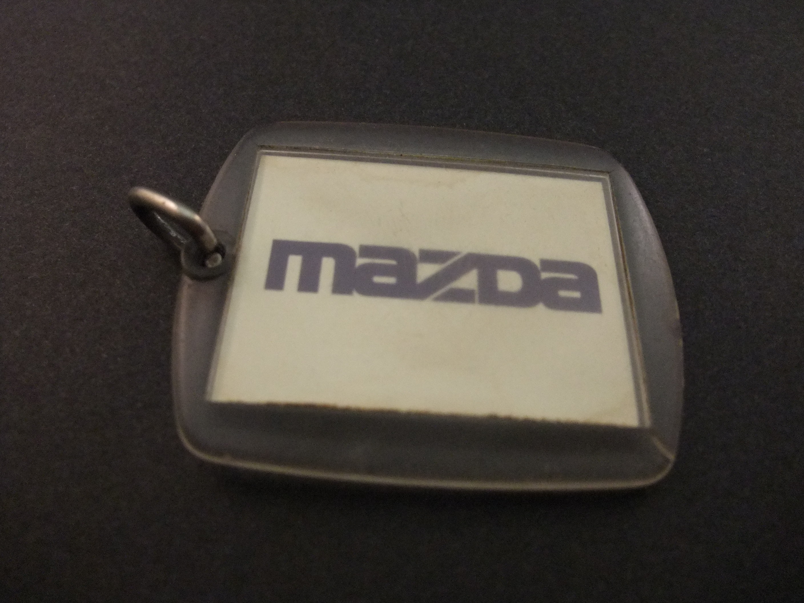 Mazda japans automerk logo sleutelhanger